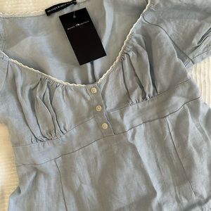 BRANDY MELVILLE BLAIR RUFFLE TOP